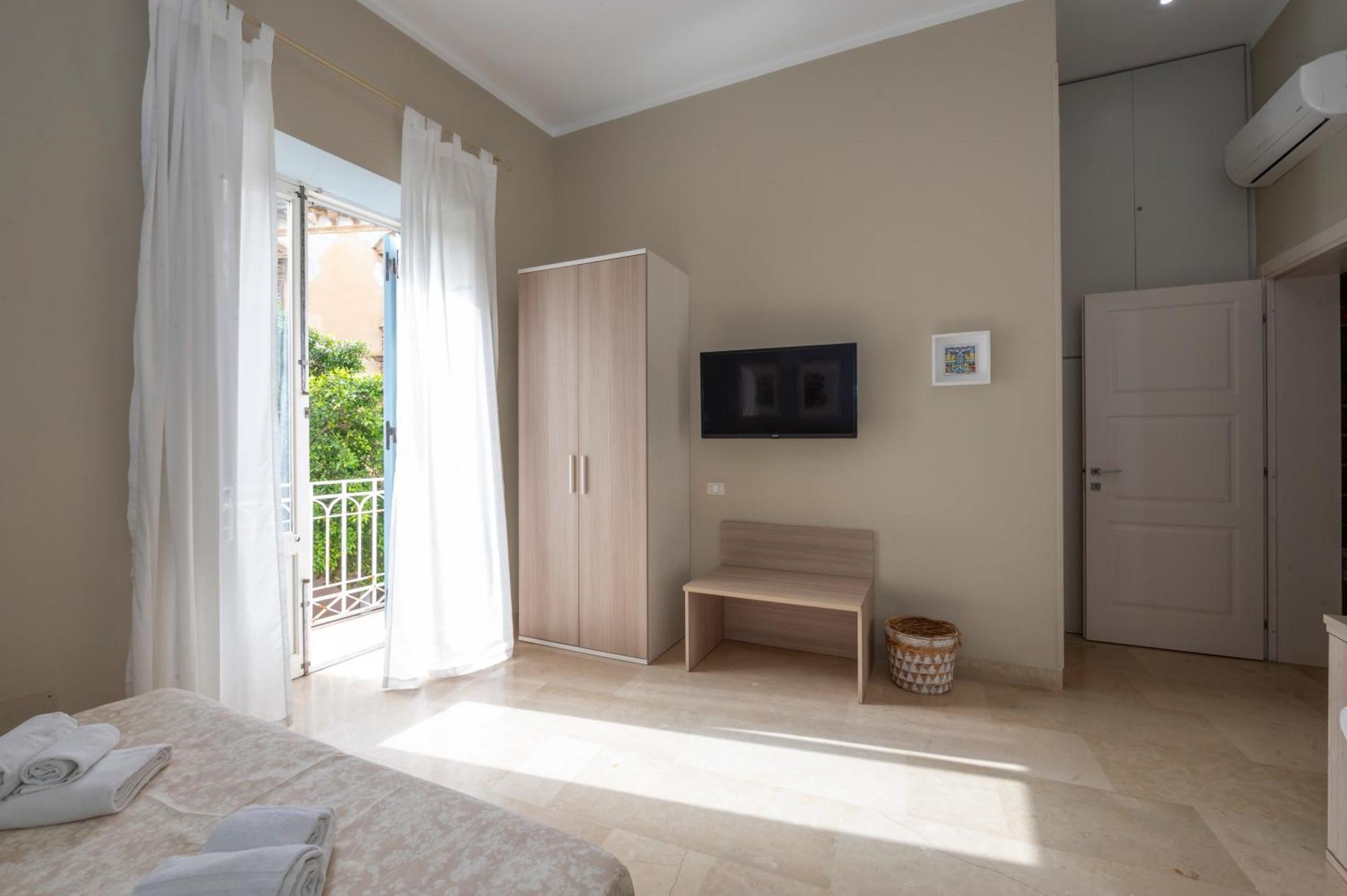 Le Mura - Charme Rooms Трапани Номер фото