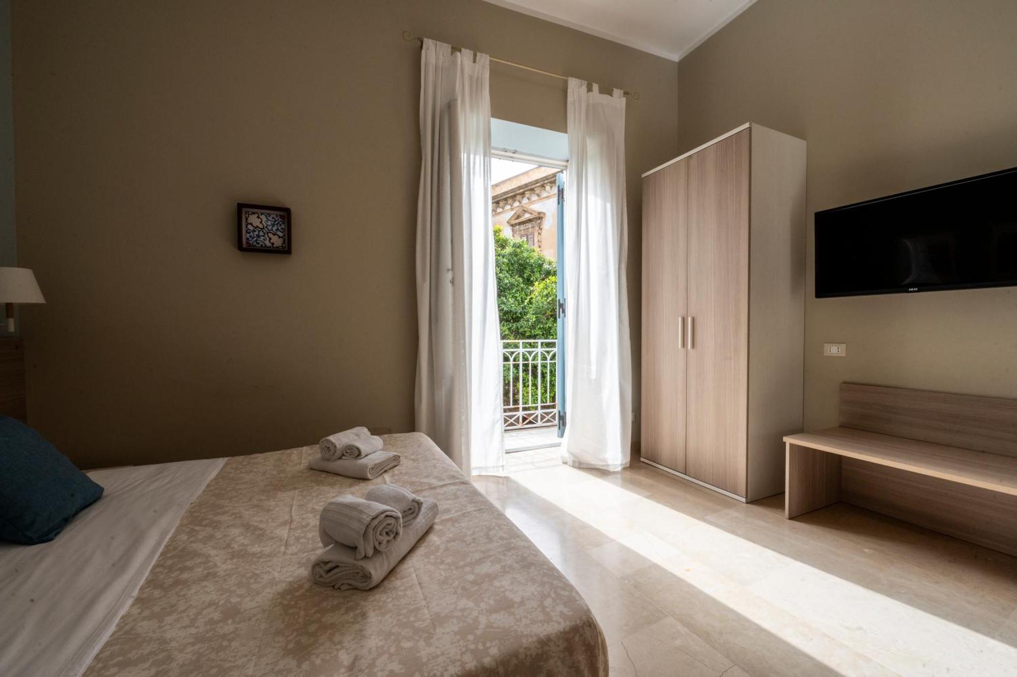 Le Mura - Charme Rooms Трапани Номер фото