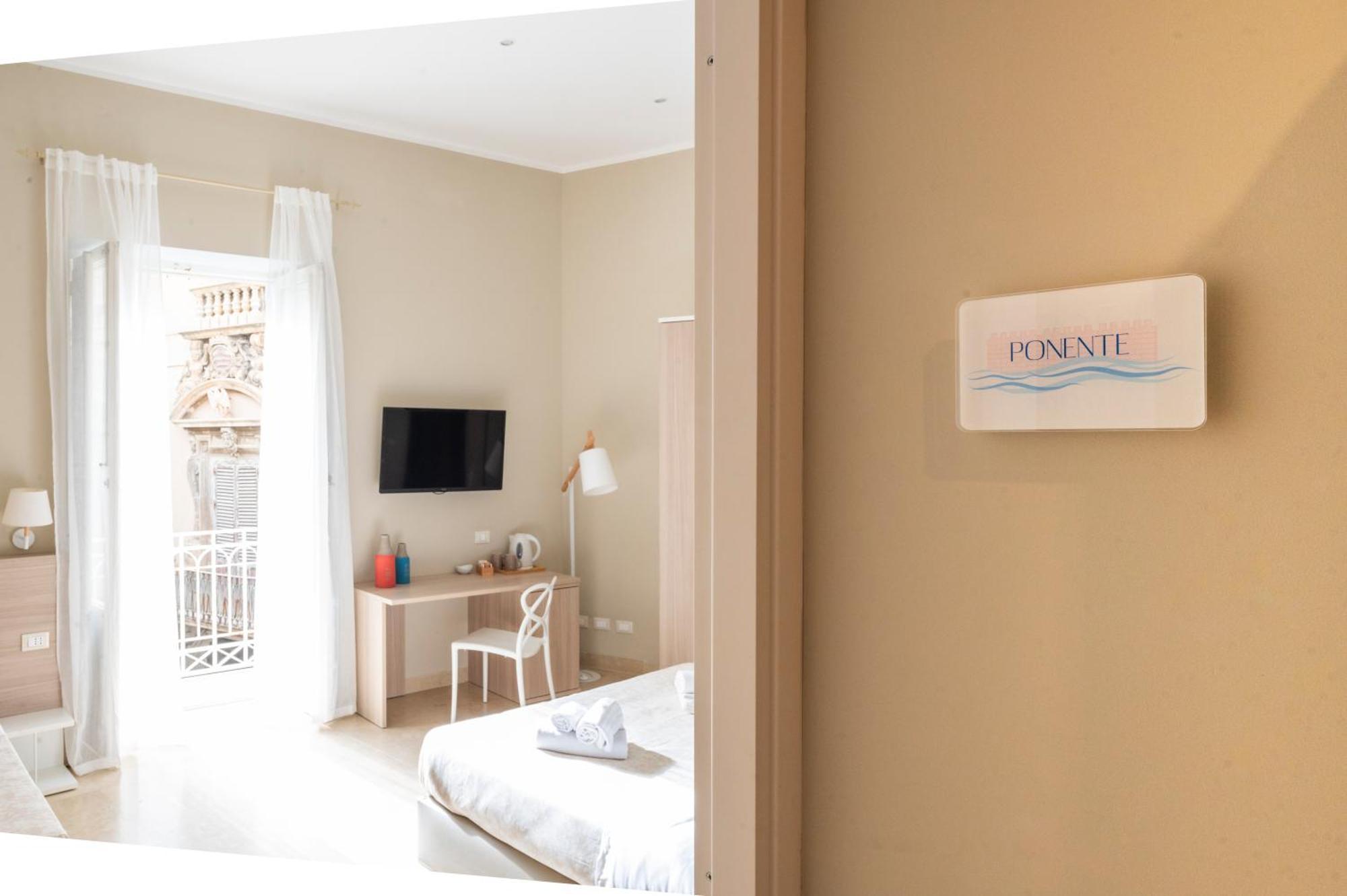 Le Mura - Charme Rooms Трапани Номер фото
